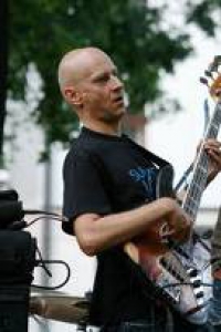 Juraj Griglák a hostia / jazz bass